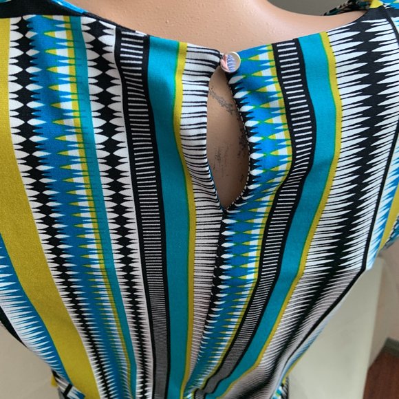 Calvin Klein Sleeveless Blouse - Picture 5 of 5